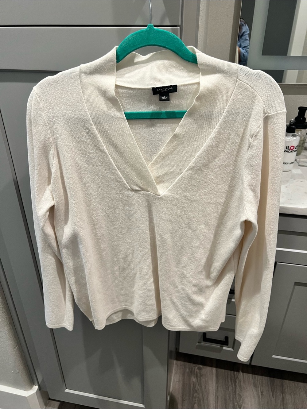 Ann Taylor Factory Cream V-Neck Lightweight Sweater